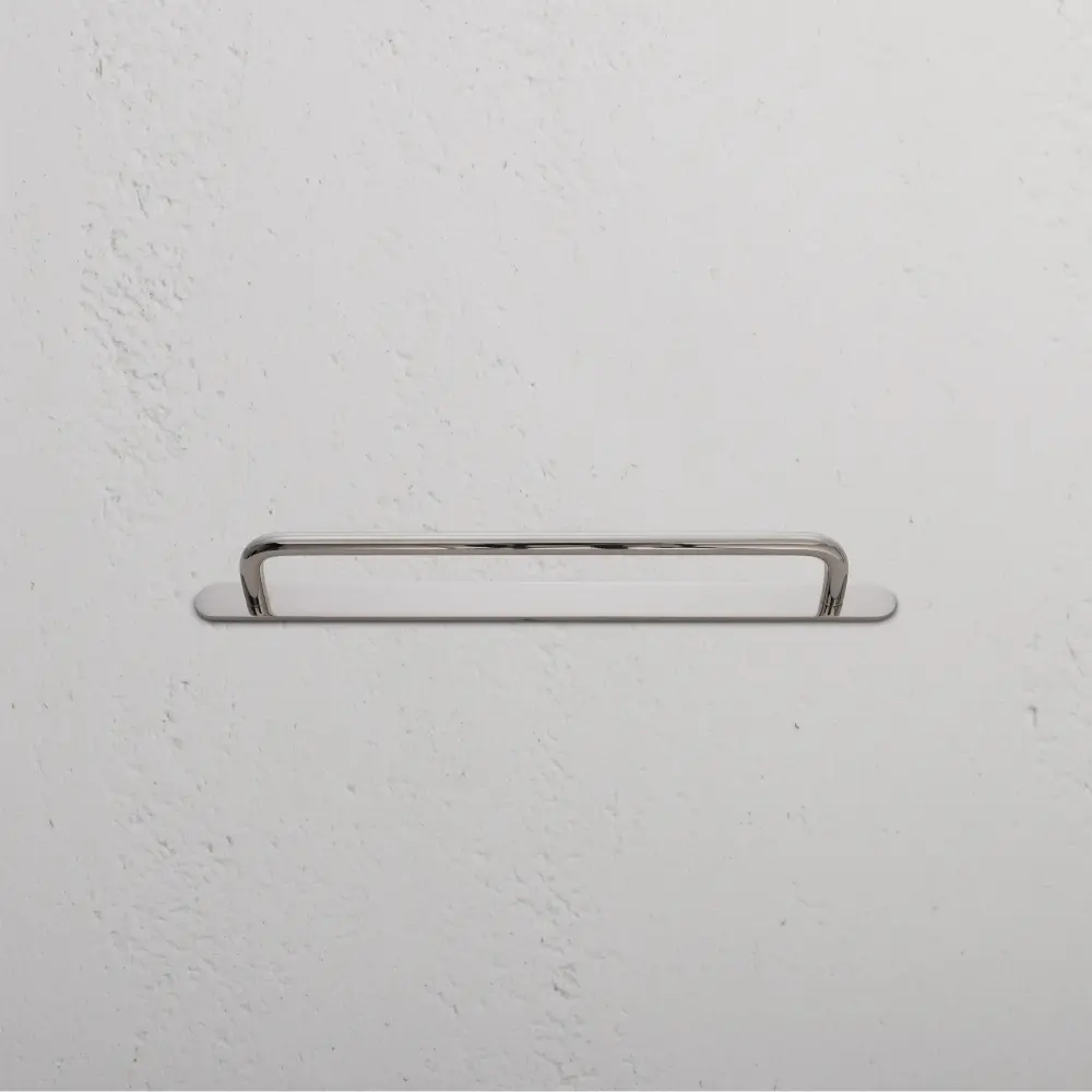 Kilburn Cabinet Handle Medium - Smooth Nickel