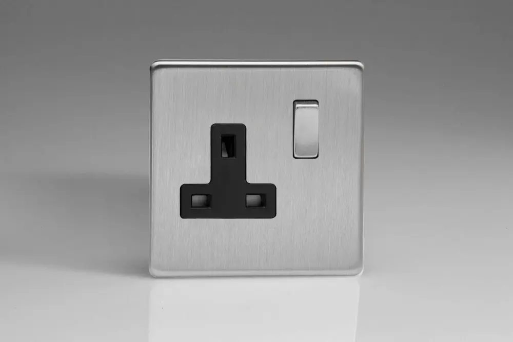 Varilight XDS4BS 13A Socket Black 1-Gang Brushed Hardened