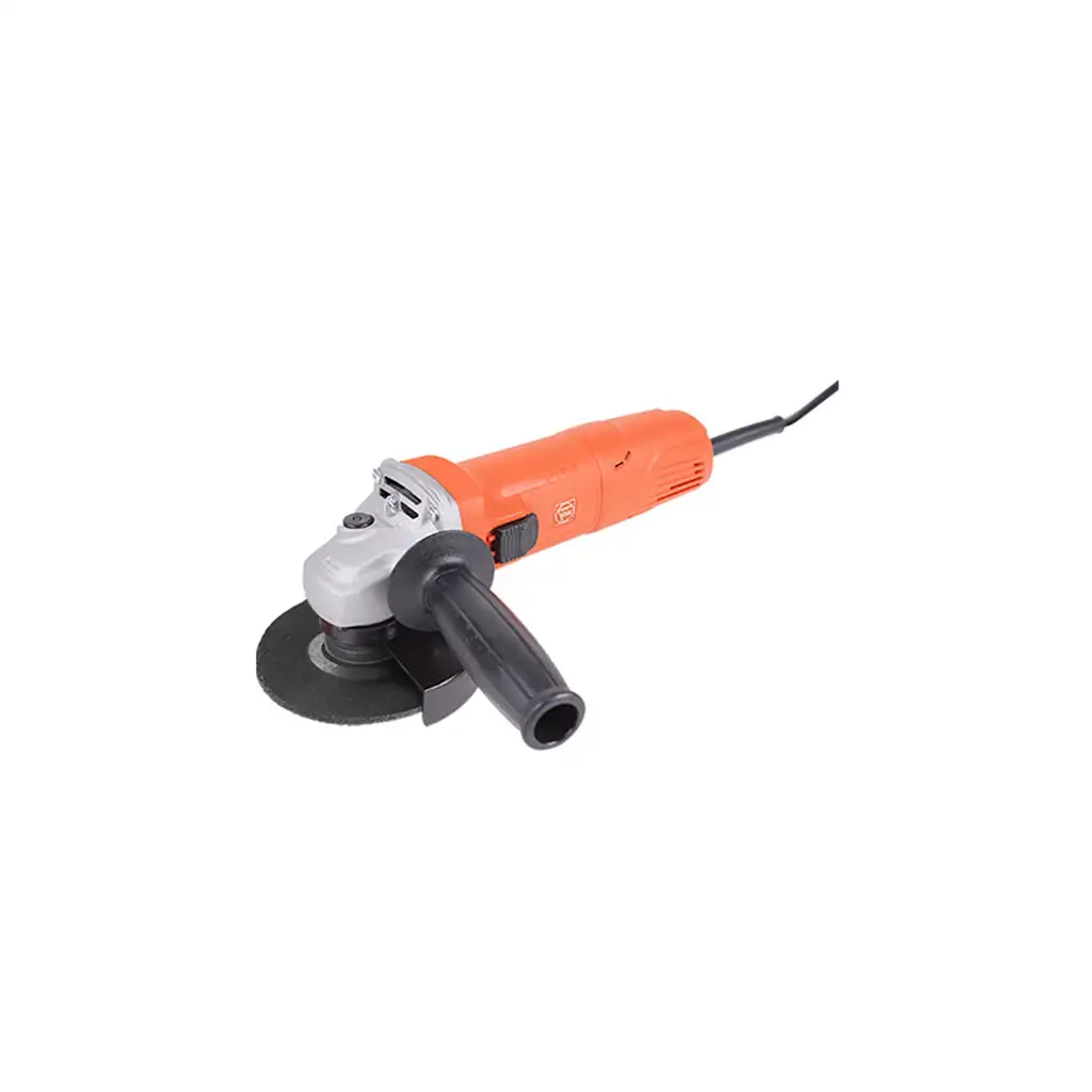 Female Swivel 425 N Series Hose End 2.1 Lbs. Professional Plumbing and Repair Imperial