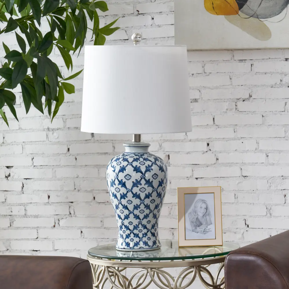 Maxax 25in Rustic Pottery Table Lamp #T74