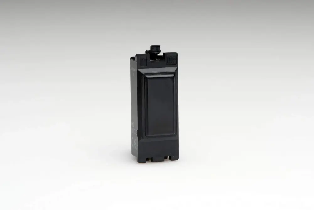 Varilight Powergrid Ebony 1-Gang Blanking Insert