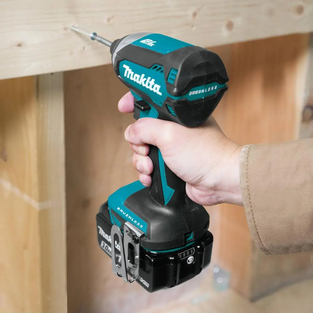 Makita BL1860B LXT Lithium-Ion 6.0 Ah Battery 18-Volt