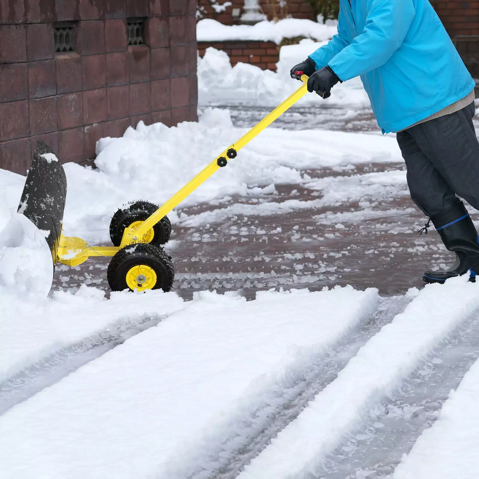 Winado Snow Pusher Heavy Duty Large Blade Plow Shovels Adjustable Handle Doorway Driveway Clearing