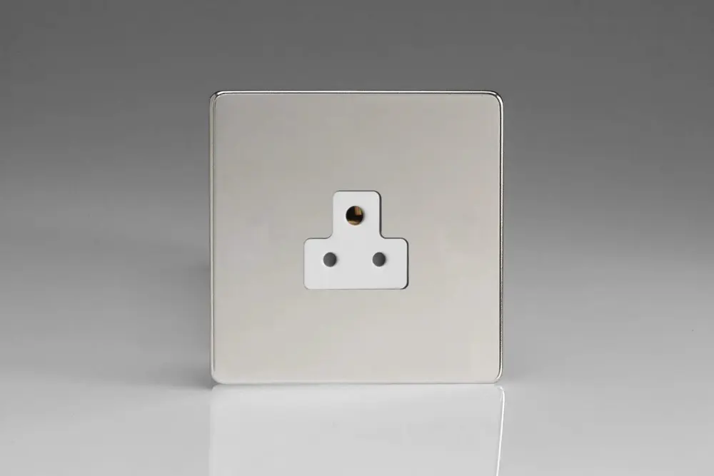 Varilight 1-Gang 2A Round Pin Socket Dimension Screwless Chromium XDCRP2AWS