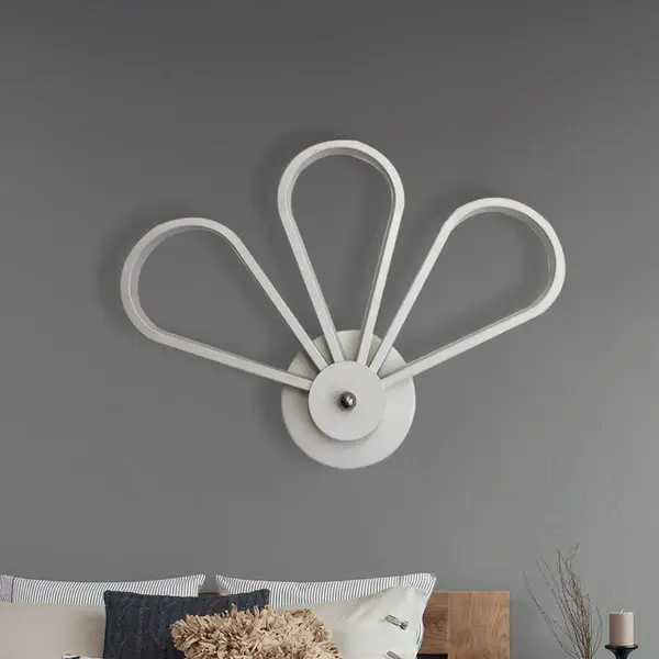 Clover Shaped Bedroom Wall Fix Lighting Acrylic LED Modernist Wall Sconce Lamp White