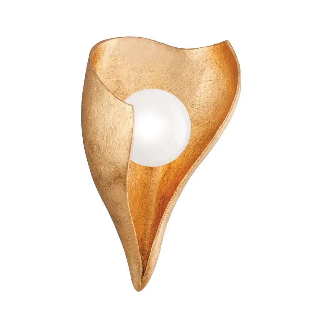 1 Light Wall Sconce - Vintage Golden Leaf