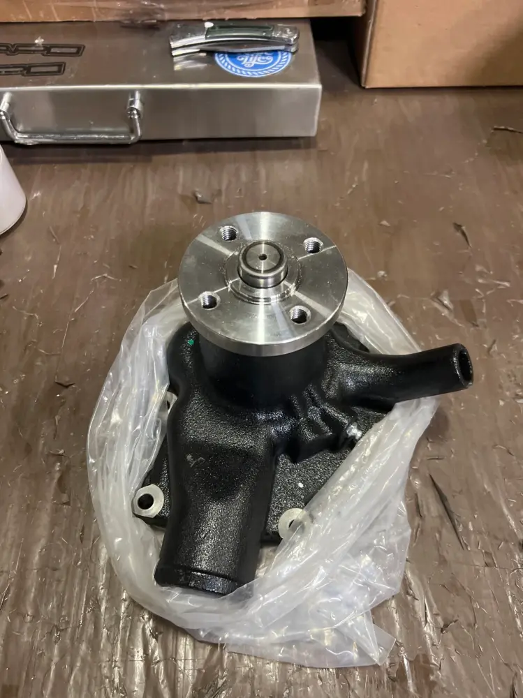 Water Pump ME996794 Mitsubishi Engine 6D15 6D15T Kobelco Excavator SK220-3 SK220LC-3